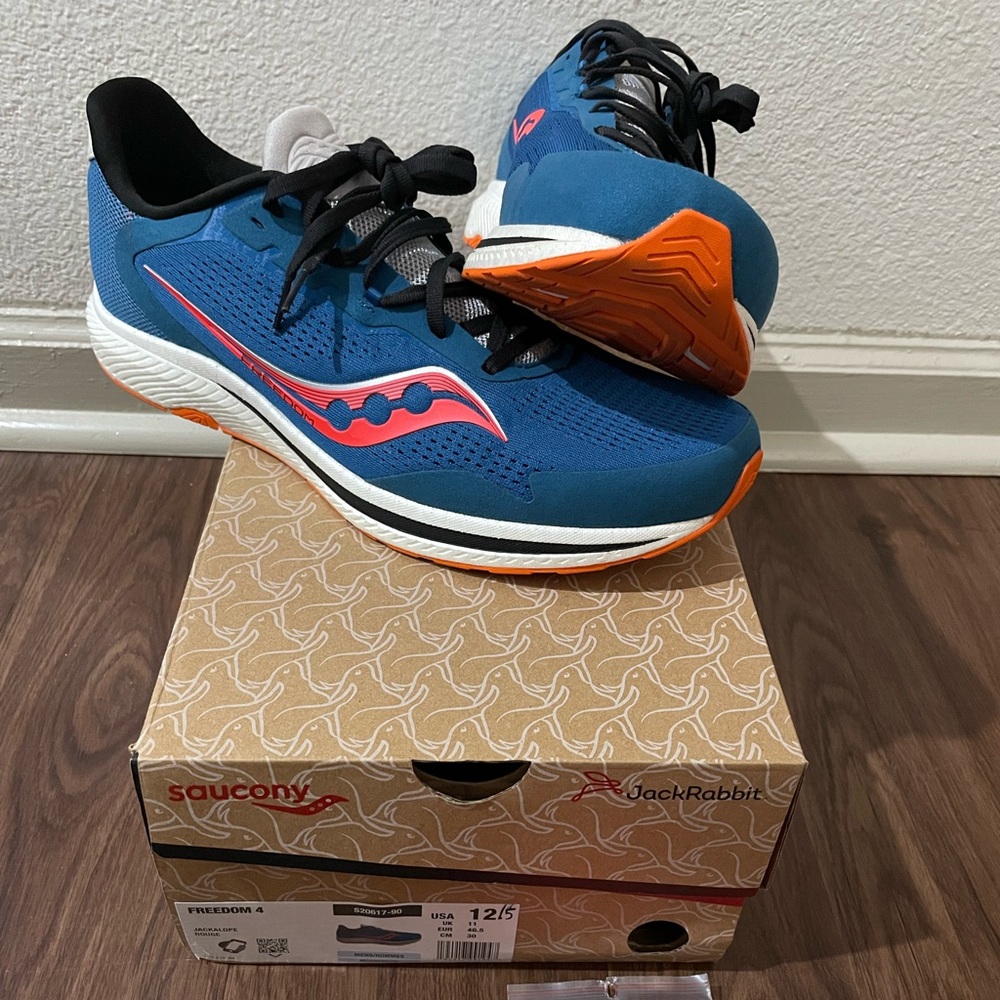 Saucony Freedom 4 - Size 12.5